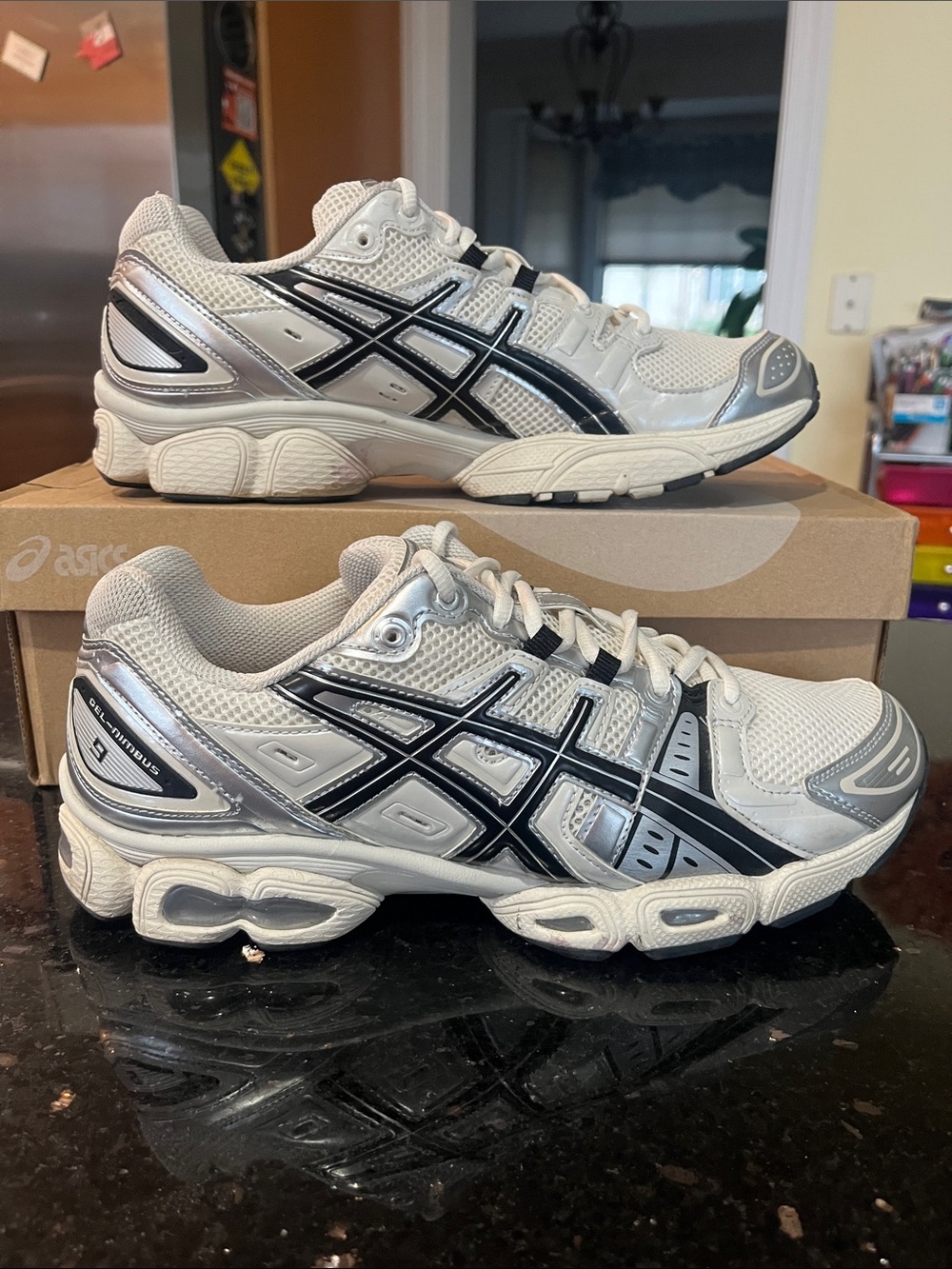 ASICS GEL-NIMBUS 9 1201A424-105 CREAM/BLACK - Men’s sz 11